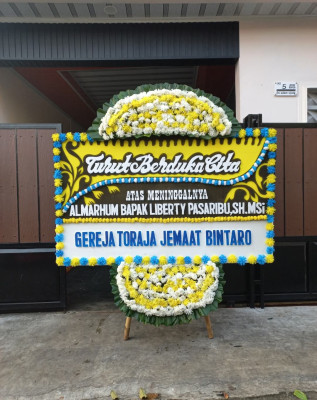 Papan Bunga Duka di Takalar